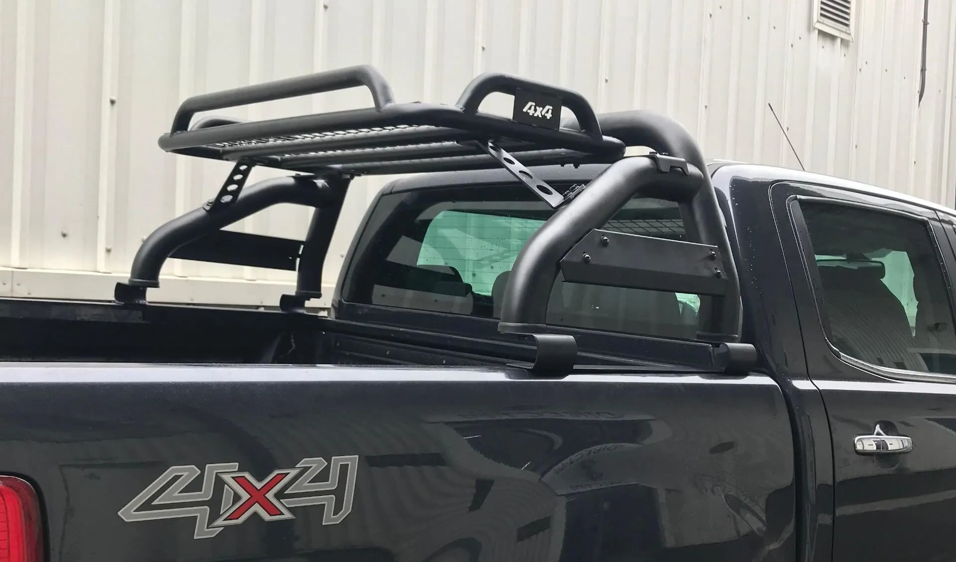 Black SUS201 Short Arm Roll Bar with Cargo Basket Rack for the Ford Ranger 2022 