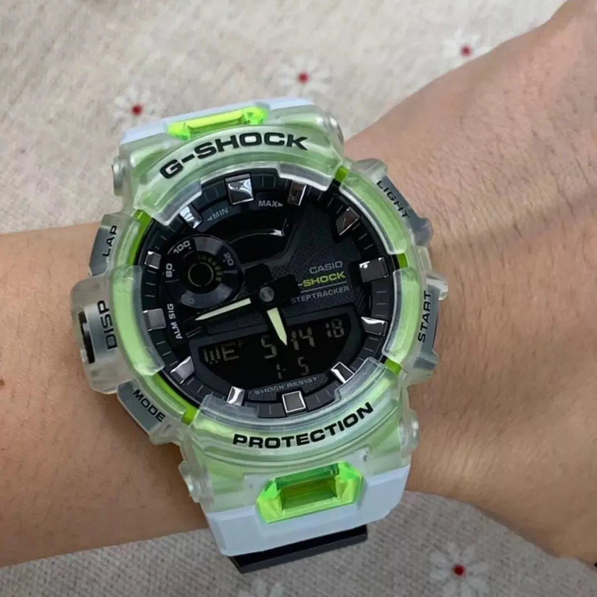 Casio - G-Shock - GBA-900SM-7A9DR