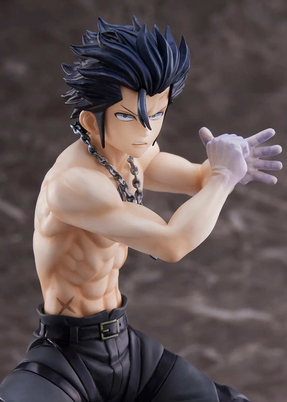 Gray Fullbuster 1/8 Scale Figure (Re-Order)