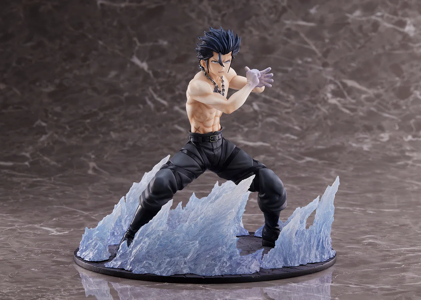 Gray Fullbuster 1/8 Scale Figure (Re-Order)