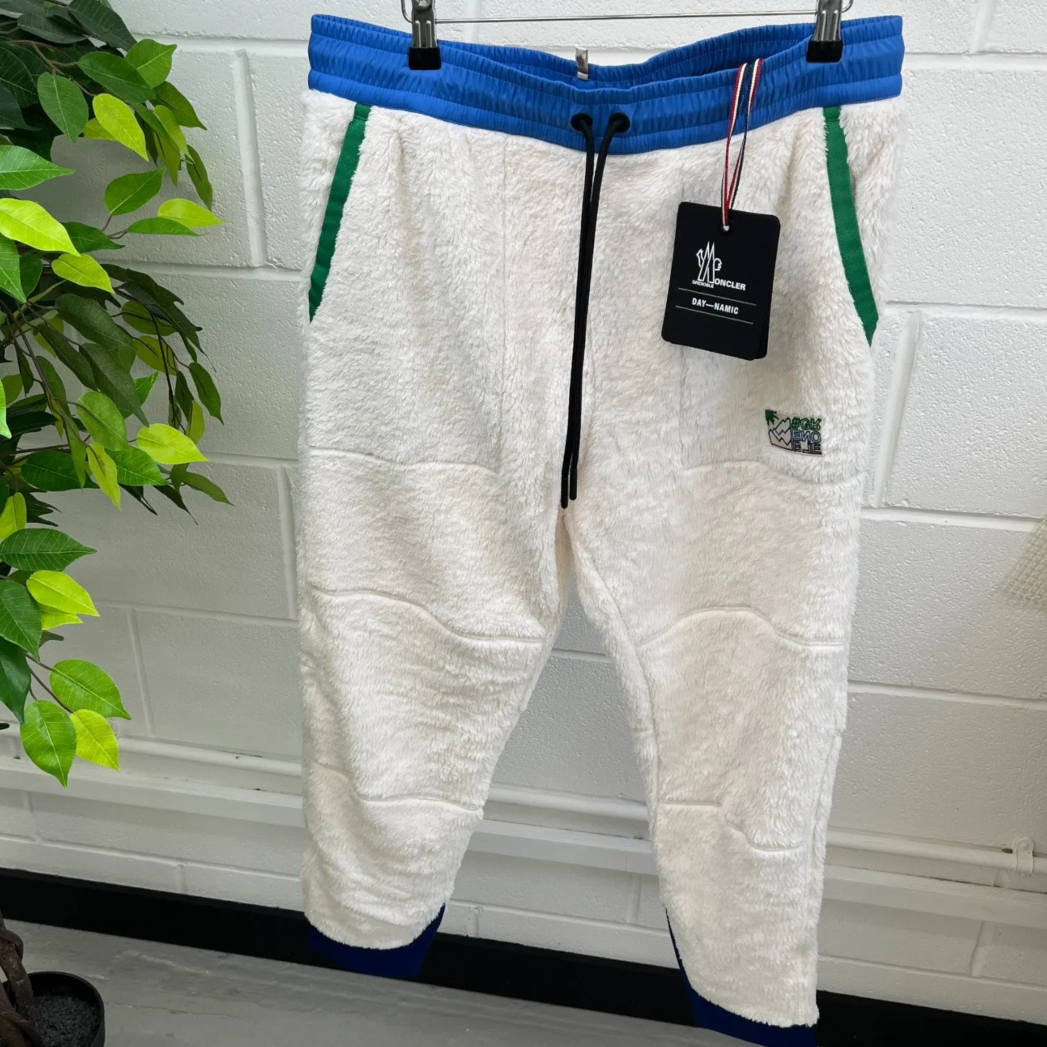 Men's Grenoble Joggers White Size M